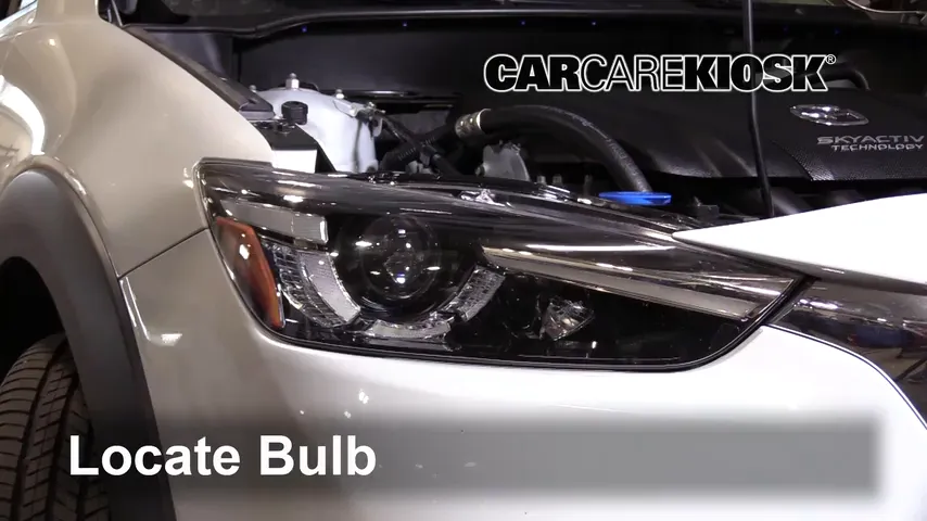 2018 Mazda CX-3 Grand Touring 2.0L 4 Cyl. Éclairage Feux de route (remplacer l'ampoule)